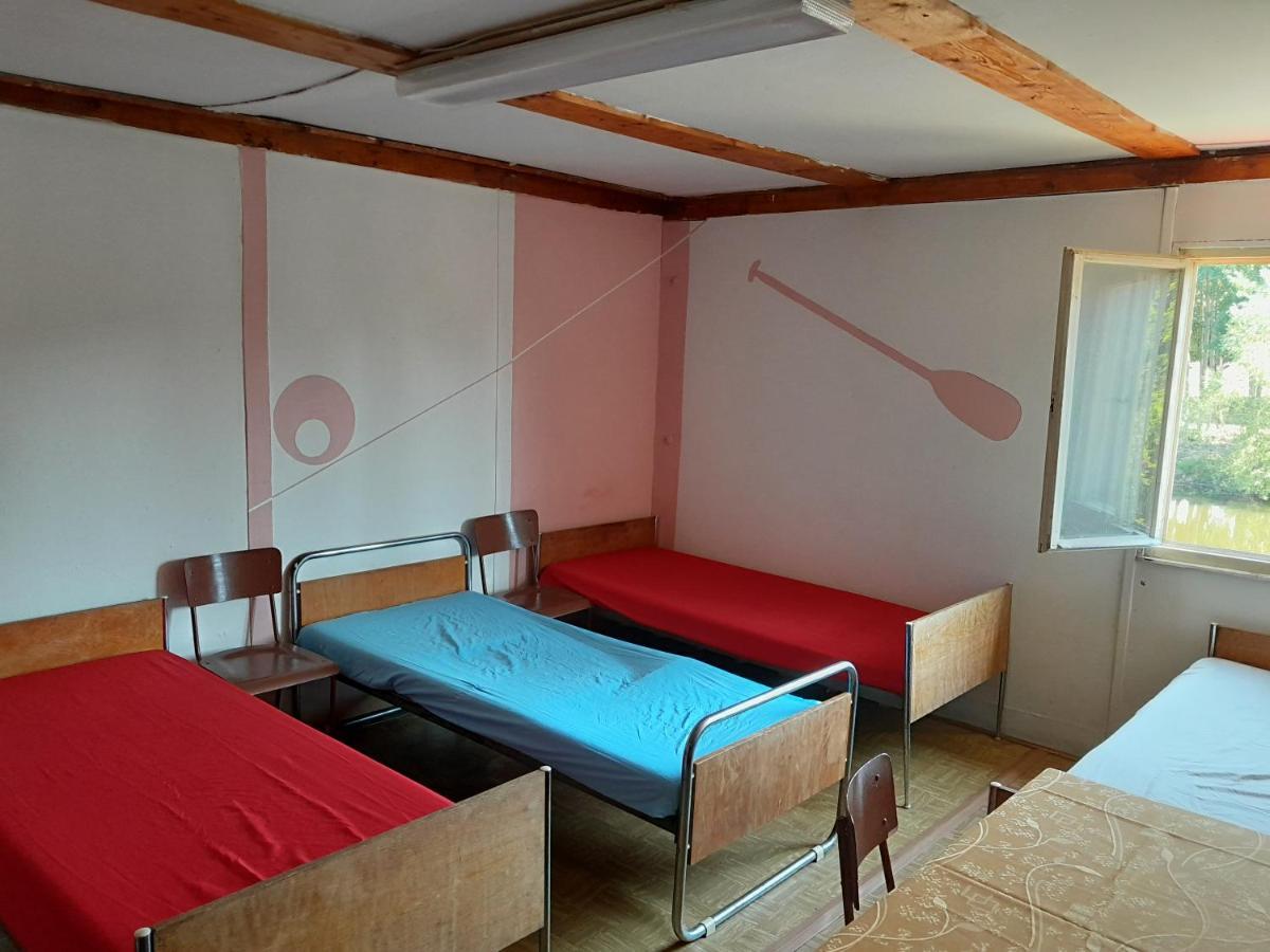 Klub Vodaku Karlovy Vary Extérieur photo